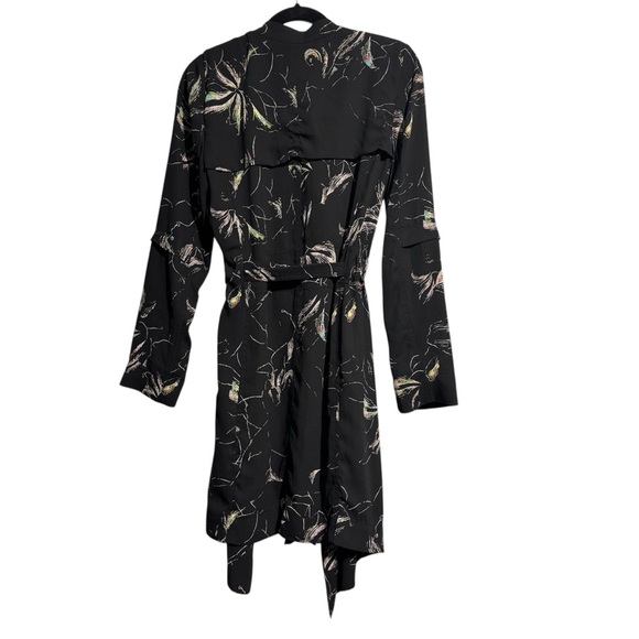 Aritzia Babaton Quincy Black Floral Trench Coat Pockets Tie Closure Size Small - Picture 3 of 14
